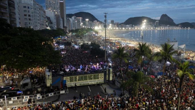 Brasileños protestan contra proyecto de ley que reduciría pena de prisión a Bolsonaro