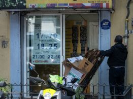 Peso se fortalece tras datos negativos de empleo en Estados Unidos