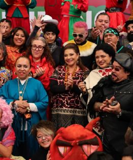 Gobierno de CDMX estima asistencia de 200 mil personas a show electrónico de Año Nuevo en Reforma