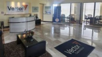 CNBV retira licencia a Vector Casa de Bolsa de Alfonso Romo por presunto lavado de dinero