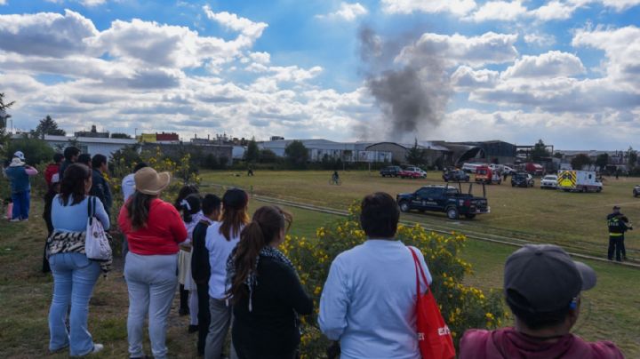 Sheinbaum informó que aeronave se desplomó en Toluca por posible falla técnica