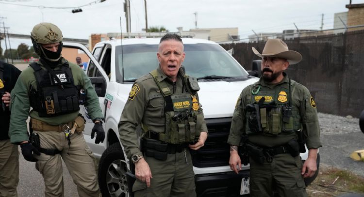 El agente Bovino regresa a Chicago a encabezar las redadas migratorias de la Patrulla Fronteriza