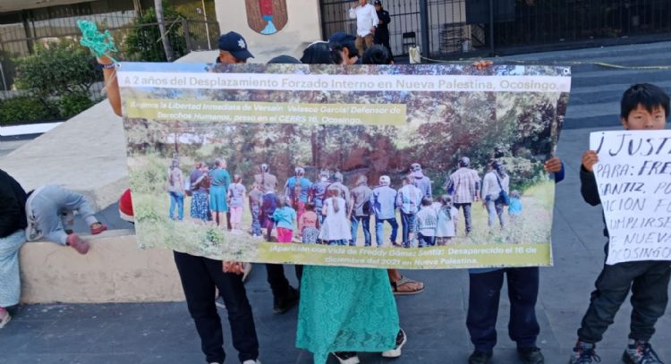 Familias desplazadas de Nueva Palestina exigen ayuda humanitaria al gobierno de Chiapas