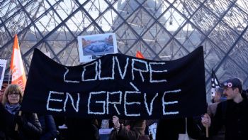 Trabajadores del Louvre votan para prorrogar su huelga mientras el museo reabre parcialmente