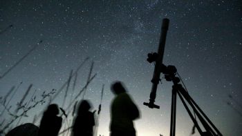 La última gran lluvia de meteoros del año será justo antes de Navidad