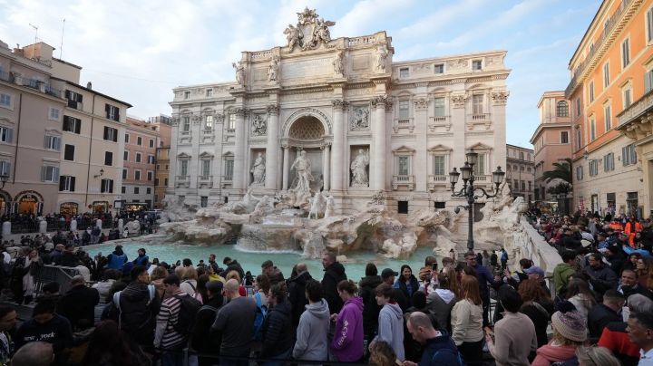 Visitar la Fontana de Trevi en Roma dejará de ser gratis y costará 2 euros a partir de febrero