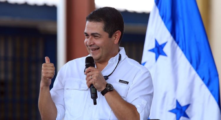 Queda en libertad el expresidente de Honduras, Juan Orlando Hernández, tras indulto de Donald Trump