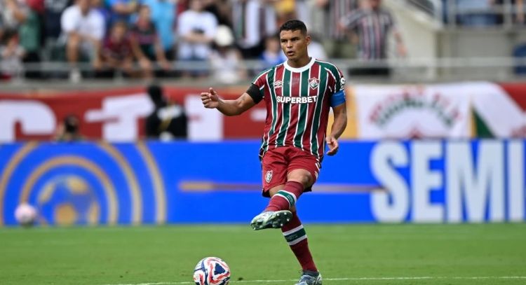 El defensa brasileño Thiago Silva, de 41 años, es nuevo jugador del Porto