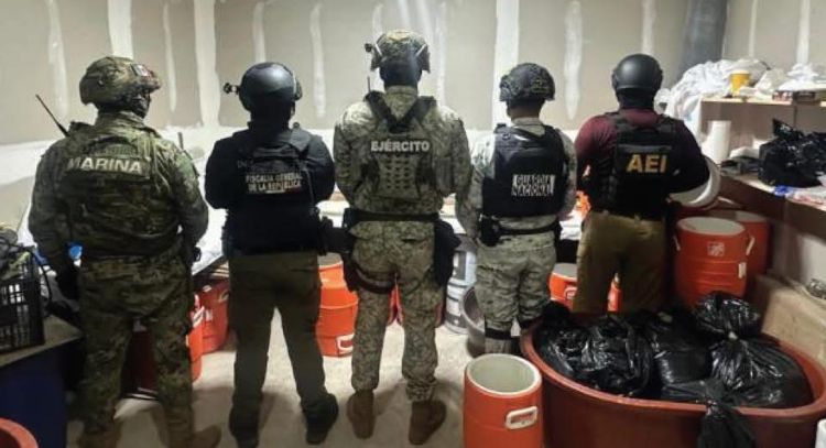 Desmantelan laboratorio de metanfetamina en zona residencial de Tijuana