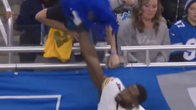 DK Metcalf de los Steelers golpea a aficionado de Lions (Video)