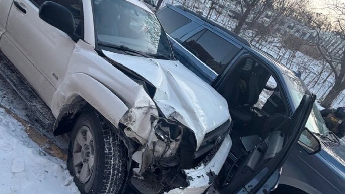 Agente del ICE dispara contra migrante en Minnesota después de ser atropellado