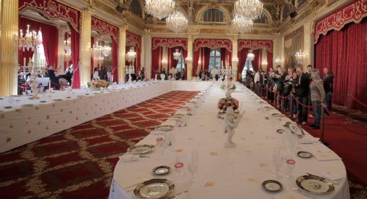 Detienen a un trabajador del palacio del Elíseo por robar vajilla valorada en miles de euros