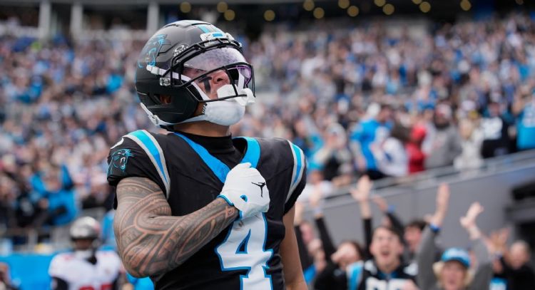 Los Panthers vencieron a los Buccaneers 23-20 y toman el primer lugar en la NFC Sur