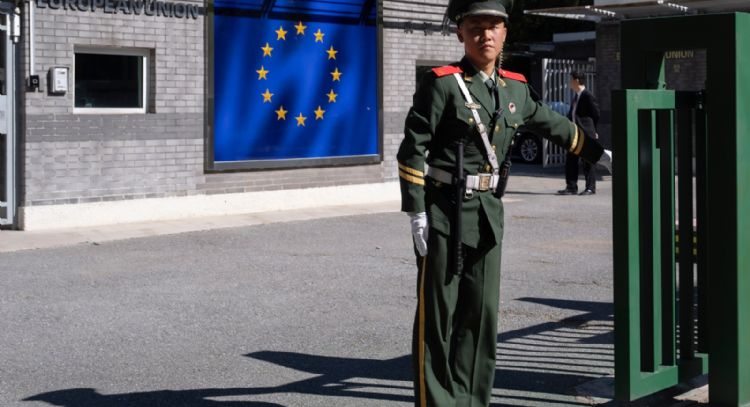 China impondrá aranceles provisionales de hasta el 42.7% a los productos lácteos de la UE