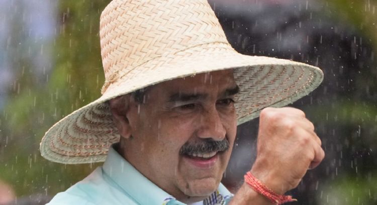 Maduro emplaza a Trump a atender los temas de su país: “Le iría mejor”