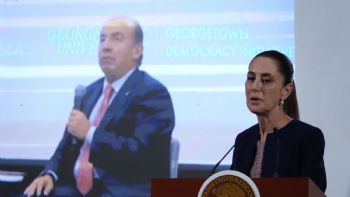 Calderón le ganó en el arranque: Sheinbaum presenta en 2025 una economía más débil