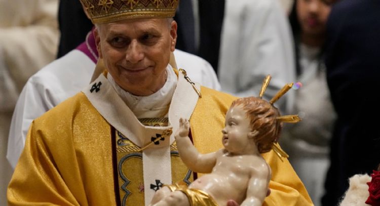 Miles de fieles regresan a Belén; papa León XIV celebra su primera misa de Nochebuena en San Pedro