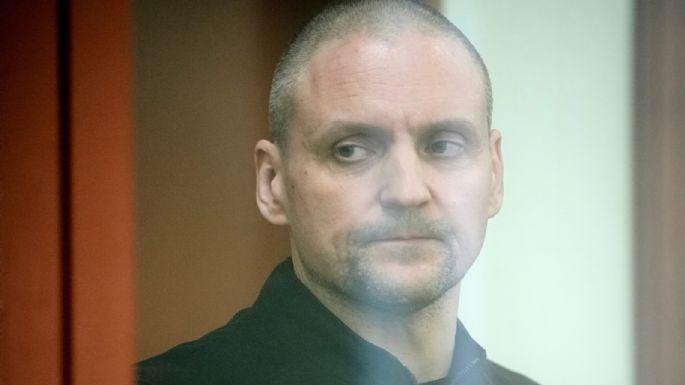 Activista a favor de la guerra y crítico de Putin es sentenciado a seis años de prisión
