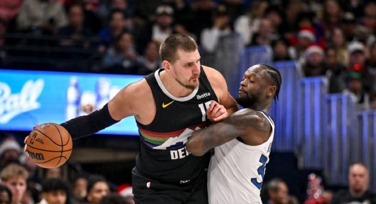 El pívot serbio Nikola Jokic se queda cerca del récord de puntos en el Christmas Day de la NBA