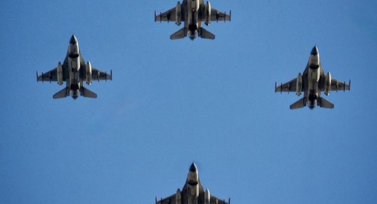 Venezuela destruye aeronave presuntamente usada para narcotráfico cerca de frontera con Colombia