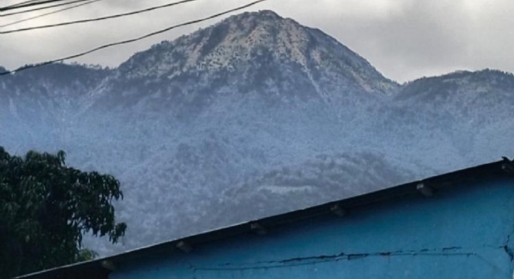 Rescatan a 80 personas atrapadas en volcán Tacaná tras intensa granizada en Chiapas