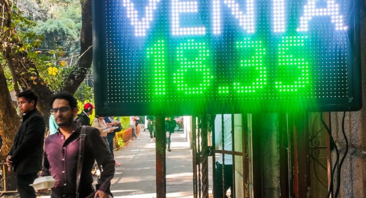 Impuesto a remesas no frenará envíos; el 85% de los mexicanos en EU puede esquivar el cobro: Zapp