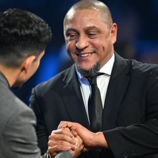 El exfutbolista Roberto Carlos es sometido a una cirugía de emergencia por un problema cardiaco