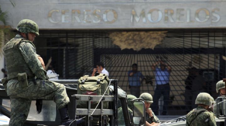 Detienen a adulta mayor en penal de Atlacholoaya por presunto intento de ingresar celulares