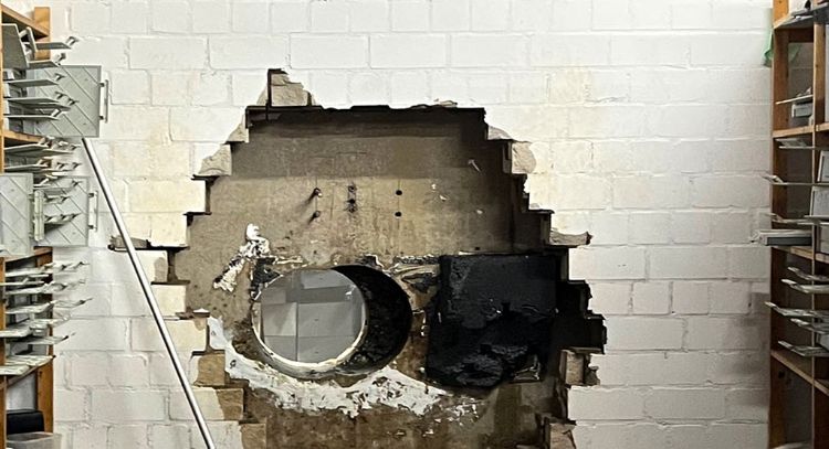 Ladrones perforan pared de un banco en Alemania y roban bienes valorados en decenas de millones