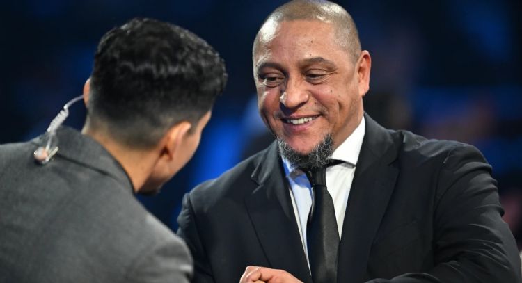 El exfutbolista Roberto Carlos es sometido a una cirugía de emergencia por un problema cardiaco