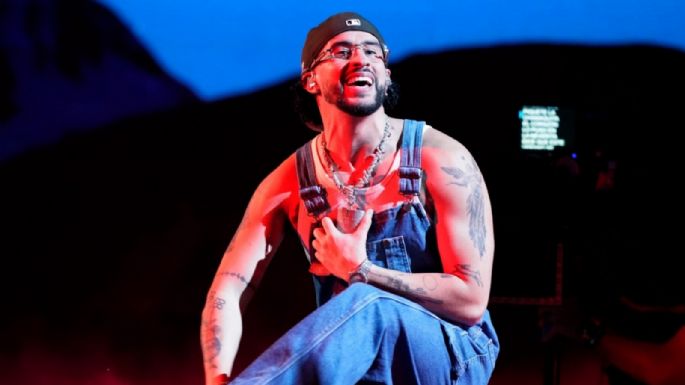 Bad Bunny da adelanto de show del Super Bowl y seguidores de MAGA se molestan