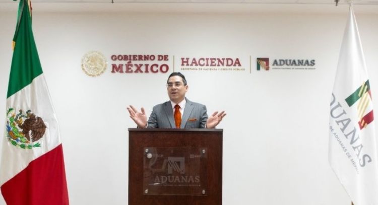 Quién es Alex Tonatiuh Márquez y qué se sabe de la cancelación de su visa