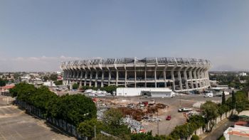 El doble juego de Grupo Televisa: deudor del SAT, pero beneficiario de recursos públicos