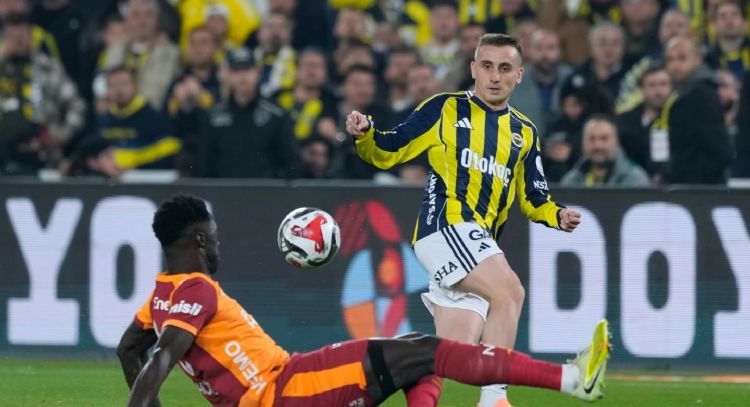 Arrestan a jugadores y directivos tras investigación de apuestas en futbol de Turquía