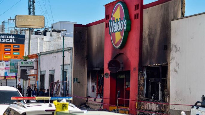Caso incendio en Waldo’s: dueños de la tienda siguen sin declarar a un mes de la tragedia