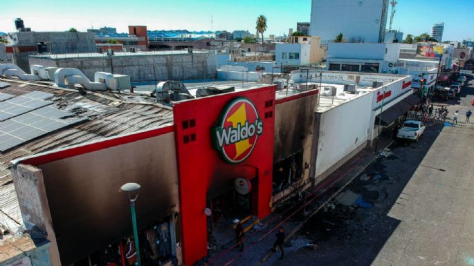 Sobre "Caso incendio en Waldo’s: dueños de la tienda siguen sin declarar a un mes de la tragedia"