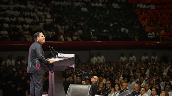 Gobernador de Chiapas presume en su primer informe que logró “restaurar la paz”