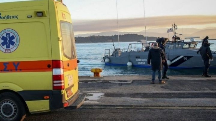 Al menos 18 migrantes mueren al hundirse barco inflable en la isla griega Creta; dos son rescatados