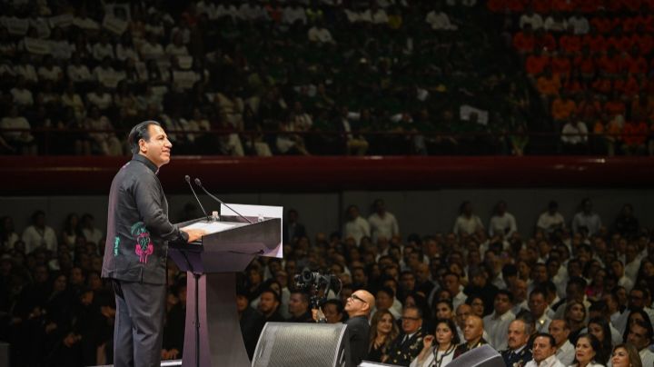 Gobernador de Chiapas presume en su primer informe que logró “restaurar la paz”