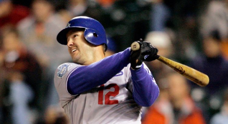 Kent es elegido al Salón de la Fama del beisbol; Fernando Valenzuela, Bonds y Clemens quedan fuera