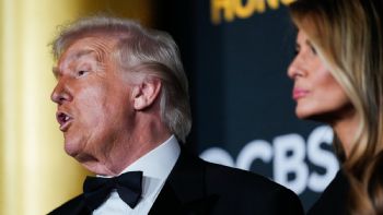 Trump dice que el plan de Netflix de comprar Warner "podría ser un problema" por cuota de mercado