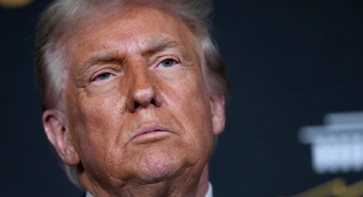 Trump planea dar millones de dólares a agricultores afectados por su guerra comercial con China