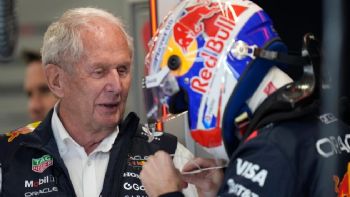 El asesor de Red Bull, Helmut Marko, que fue mentor de Verstappen, se retira de la F1 a los 82 años