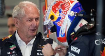 El asesor de Red Bull, Helmut Marko, que fue mentor de Verstappen, se retira de la F1 a los 82 años