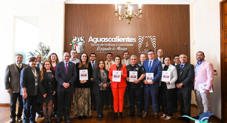 Gobernadora de Aguascalientes escucha y atiende la voz de niñas, niños y adolescentes