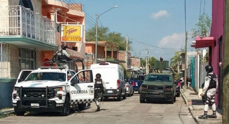 Lanzan explosivo a la vivienda de mando policial de Santiago Maravatío, Guanajuato