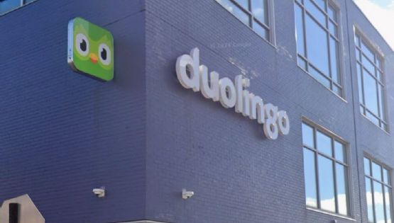 Duolingo reporta la “muerte” de su mascota Duo; así reaccionaron Dua Lipa, Netflix y la OMS