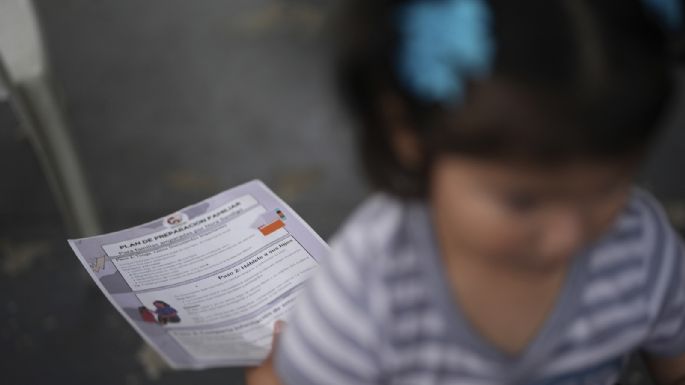 Gobierno de EU suspende apoyo para representar a niños no acompañados en tribunales de migración