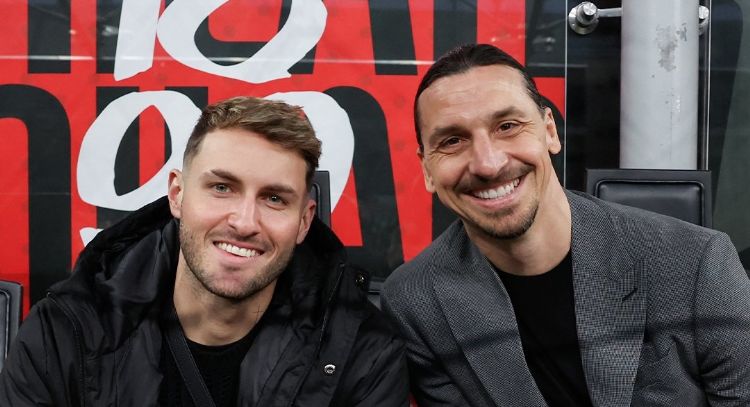 Santiago Giménez estuvo presente en el empate 1-1 del Milan vs. Inter