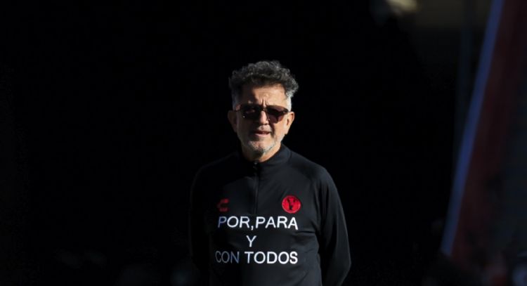 Juan Carlos Osorio es despedido como director técnico de Xolos